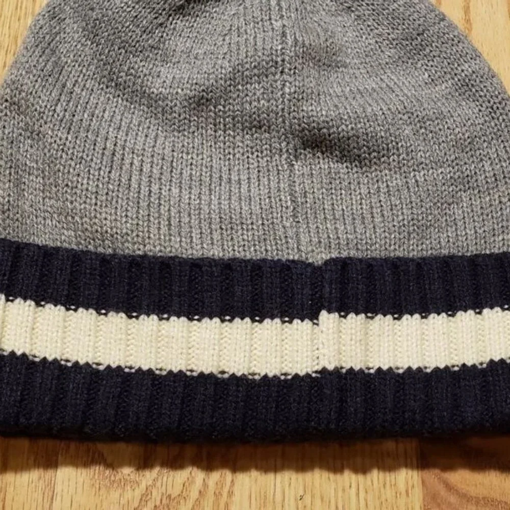 Gap Girls Beanie Hat  Size: Large / XL  Love  Sequins  Brand New with Tags